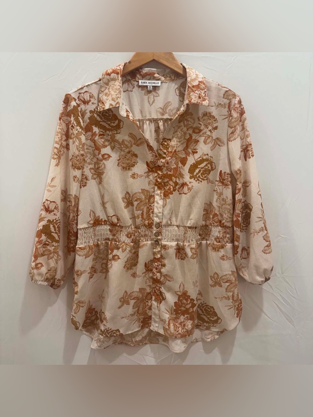 Sara Michelle Women's Cream and Rust Floral Button-Up Blouse XL